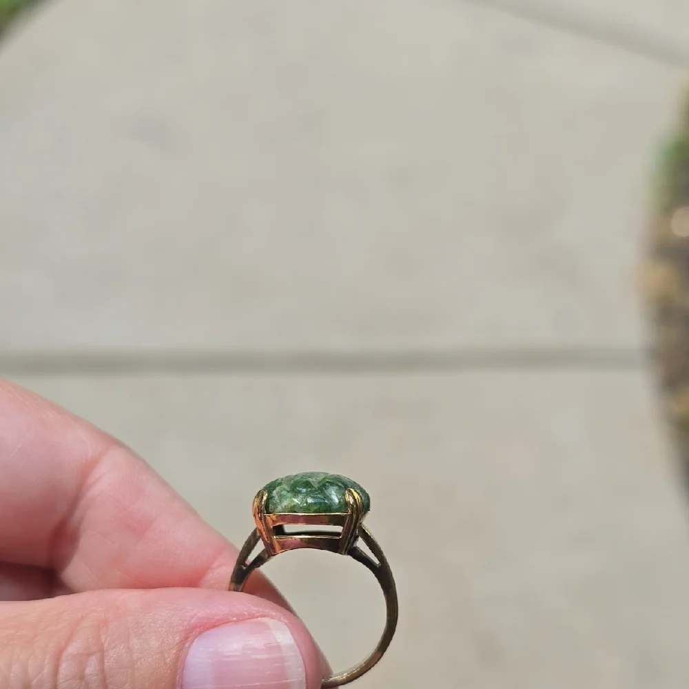 Antique & Vintage Carved Jade‎ ring, 10K Gold-filled